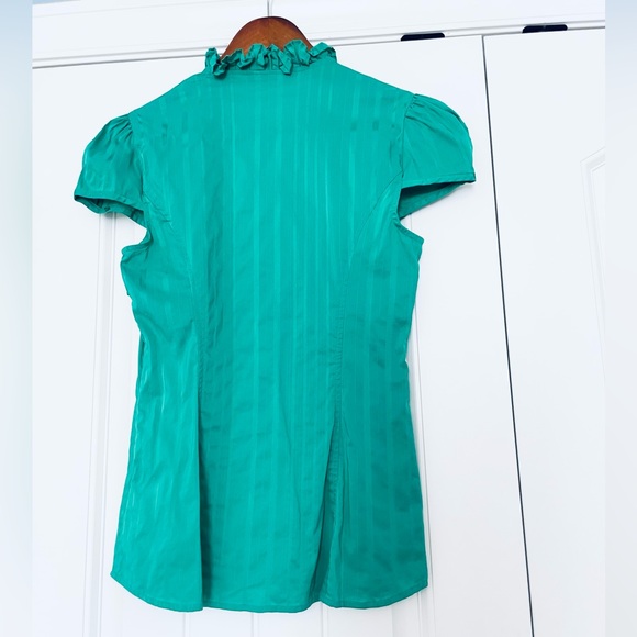 Express Blouse - Picture 3 of 3